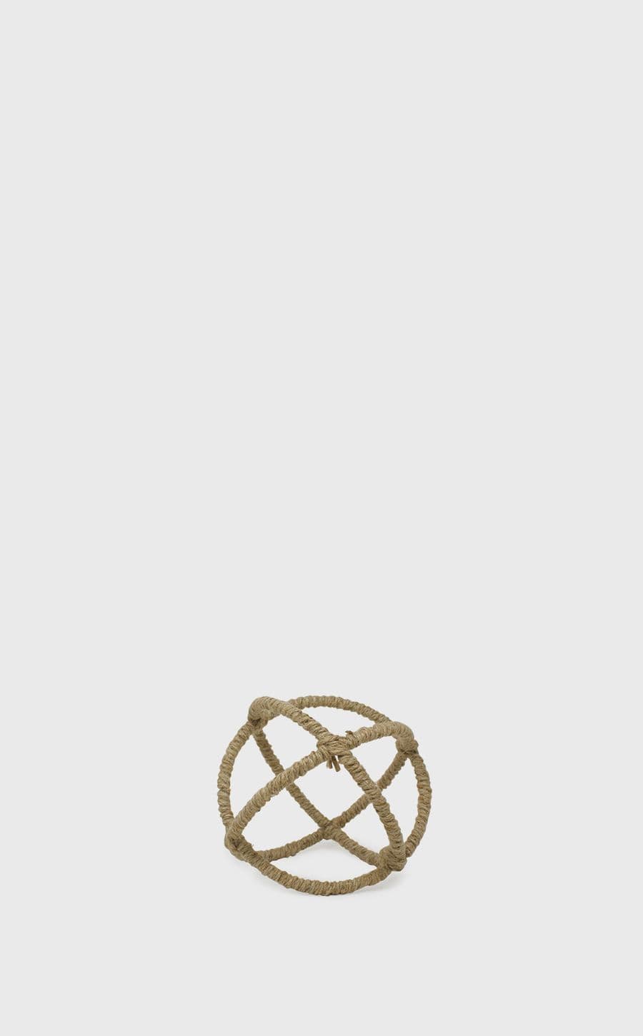 Bonnie Globe Medium